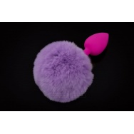Маленькая розовая силиконовая пробка с пушистым фиолетовым хвостиком